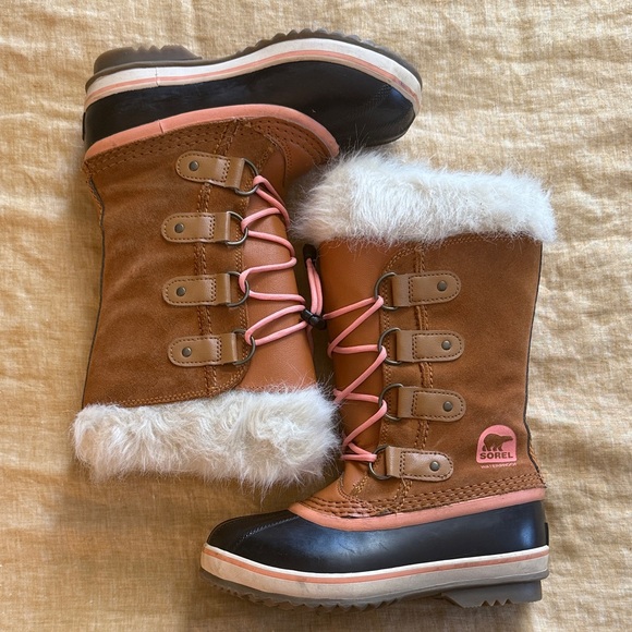 Sorel Other - Sorel kids Joan of Arctic Boots